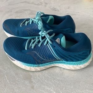 Saucony Triumph 17 8.5